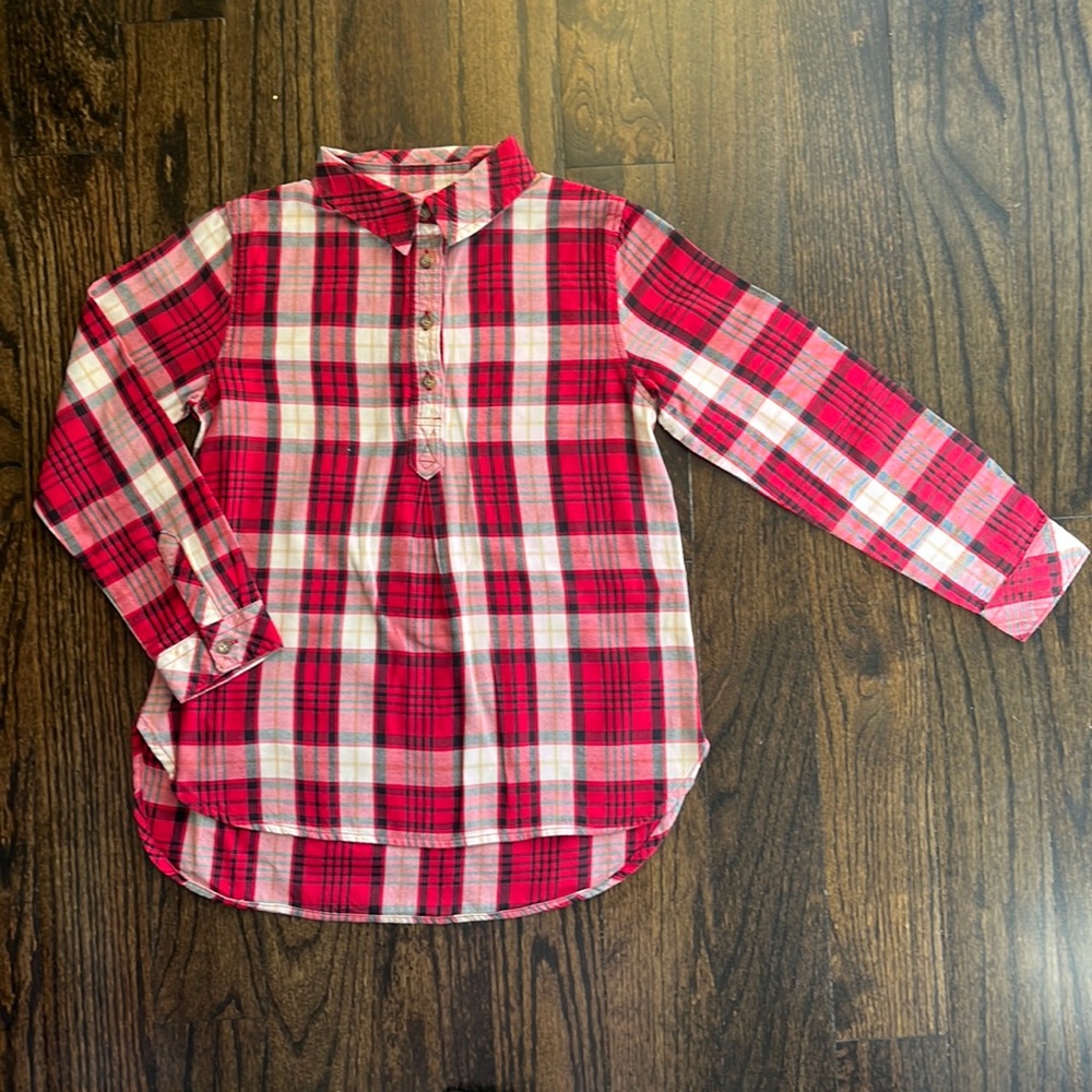 Red and white half button flannel